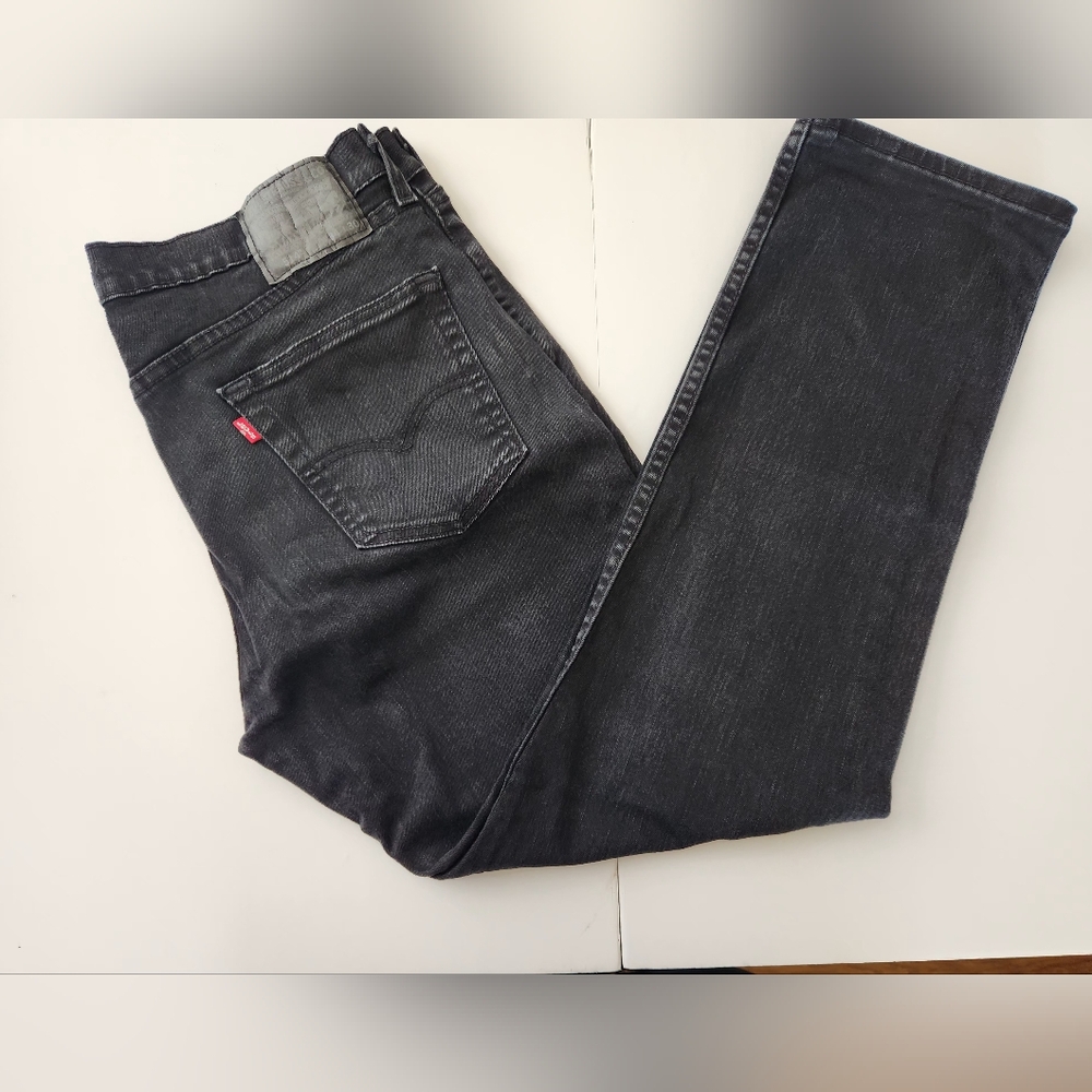 Levi's 514 Mens straight leg jeans size 34W 30L Black
